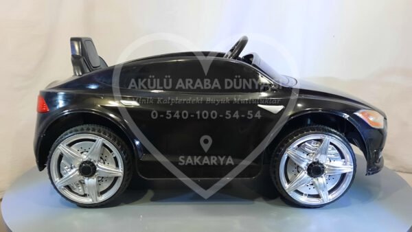 Excess Je 115 Tesla Benzeri Bir Model 6V Akülü Araba - Görsel 1