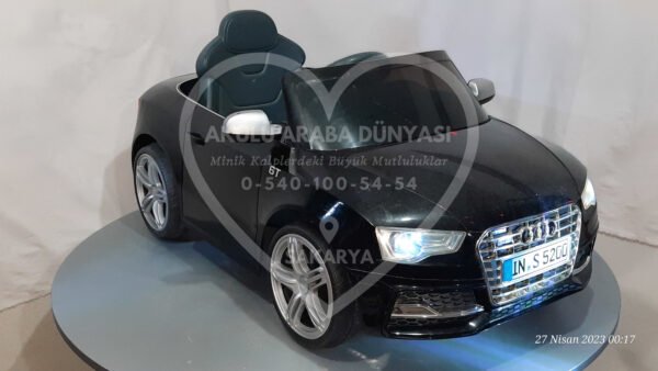 Audi S5 V6T 12V Akülü Araba Siyah