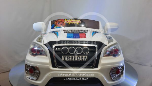 TR1101A Audî 1 6V 7 Amper Akülü Araba