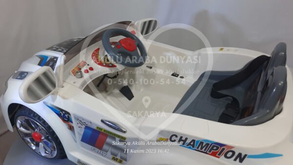TR1101A Audî 1 6V 7 Amper Akülü Araba