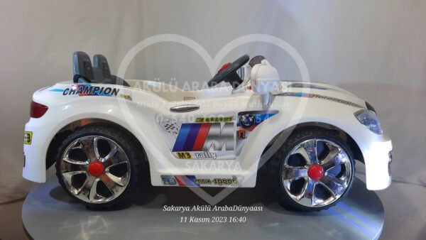 TR1101A Audî 1 6V 7 Amper Akülü Araba