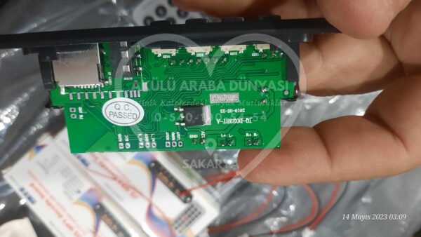 Fm Radio USB TF Kart Aux Bağlantılı Bluetooth Bağlantılı Mp3 Çalar