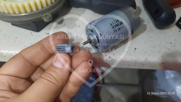 Unit Voltmetre