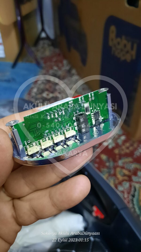 Fm Radio USB TF Kart Aux Bağlantılı Bluetooth Bağlantılı Mp3 Çalar