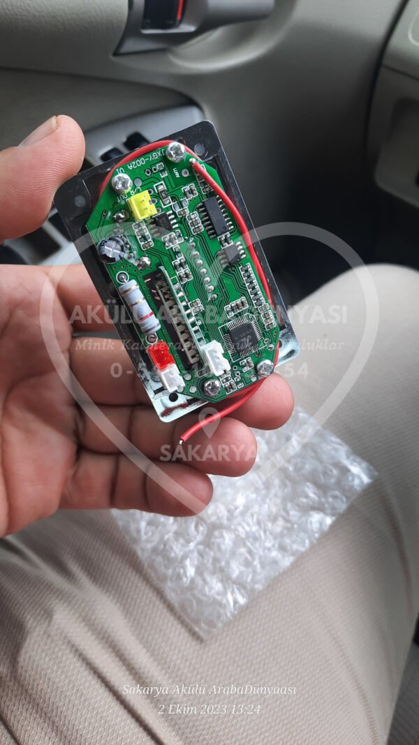 Fm Radio USB TF Kart Aux Bağlantılı Bluetooth Bağlantılı Mp3 Çalar