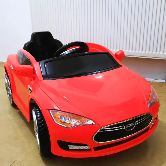 Excess Je 115 Tesla Benzeri Bir Model 6V Akülü Araba 4