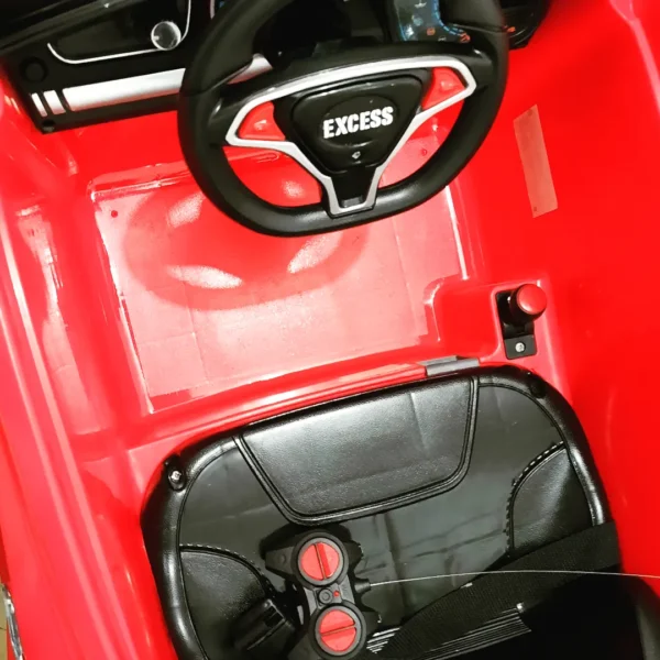 Excess Je 115 Tesla Benzeri Bir Model 6V Akülü Araba