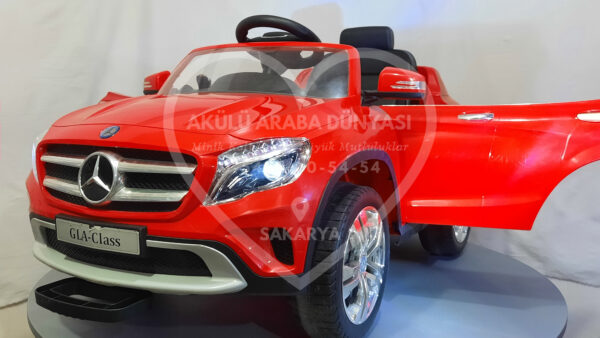 Kraft Mercedes GLA 12V Akülü Jip (Jeep)
