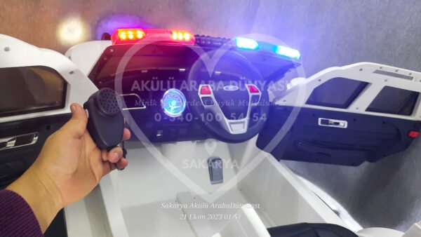 BabyHope Fôrd Polis 12V Akülü Araba Beyaz - Görsel 18