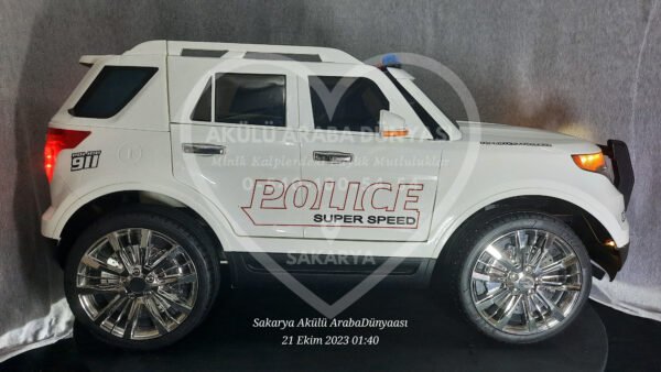 BabyHope Fôrd Polis 12V Akülü Araba Beyaz - Görsel 1