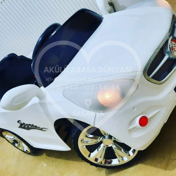 Baby2Go 650 49 12V Akülü Araba