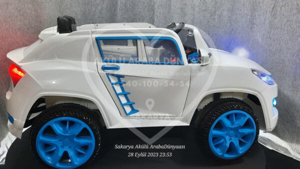 Furkan Toys Maseratî Zomana 12V Akülü Jip (Jeep) Beyaz
