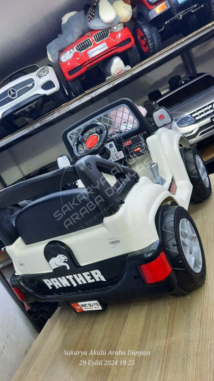 Pilsan 05-118 Panther Uzaktan Kumandalı 12 Volt Beyaz Akülü Araba 24