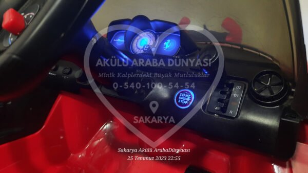 Rastar Ferrari 12V Akülü Araba