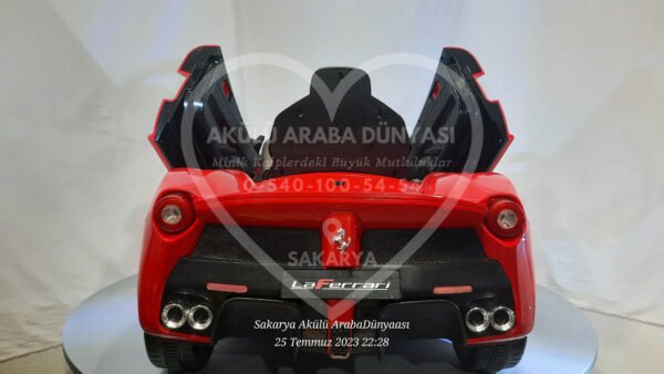 Rastar Ferrari 12V Akülü Araba