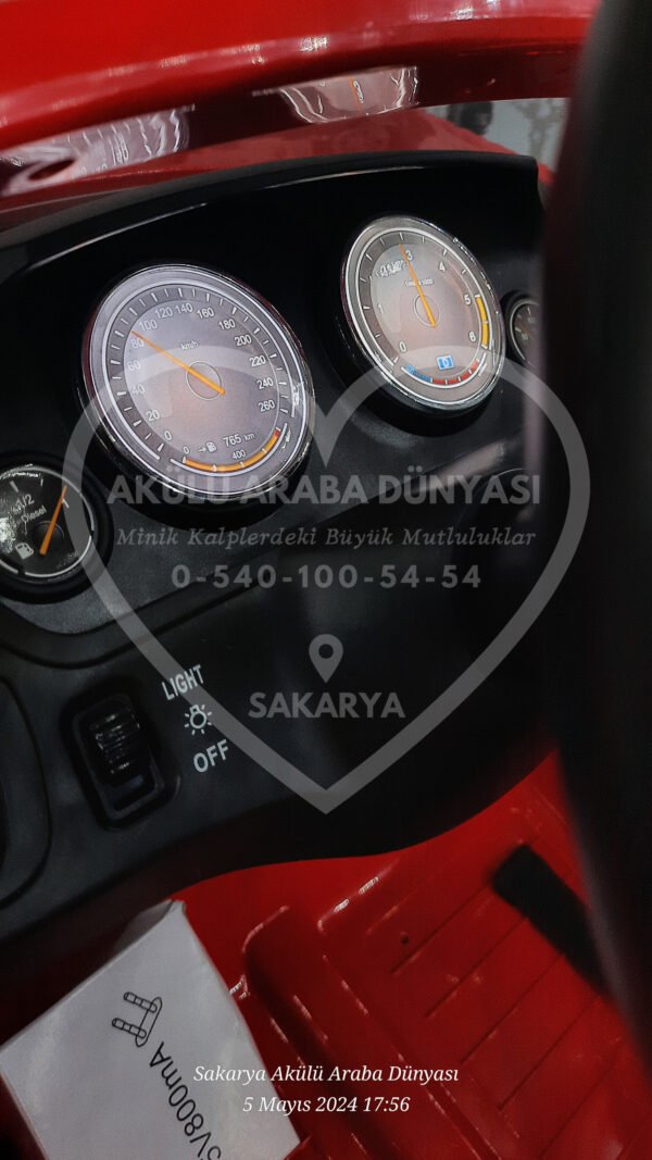 Kraft BMW 4 Seri Coupe Akülü Araba 12 Volt Kırmızı