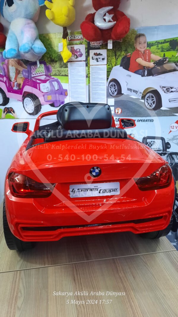 Kraft BMW 4 Seri Coupe Akülü Araba 12 Volt Kırmızı