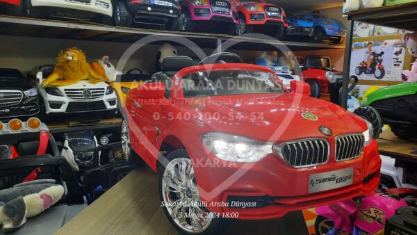 Kraft BMW 4 Seri Coupe Akülü Araba 12 Volt Kırmızı