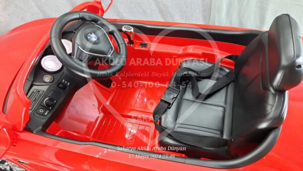 Kraft BMW 4 Seri Coupe Akülü Araba 12 Volt Kırmızı