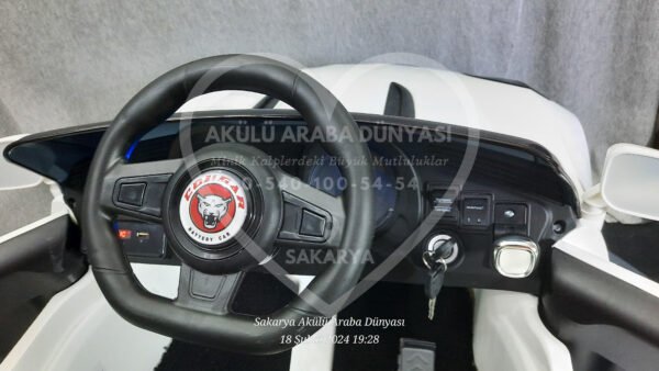 BabyHope 442 Cougar 12 Volt Akülü Araba Beyaz