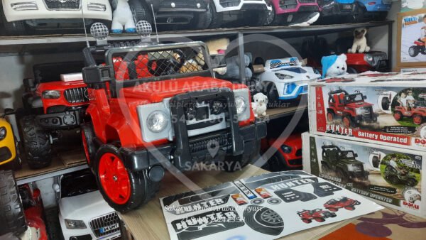 Dolu 8081 Hunter Uzaktan Kumandalı 12 V Akülü Araba