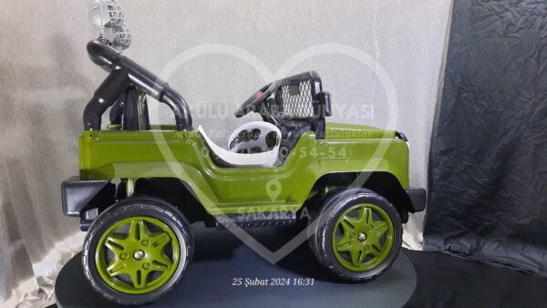 Dolu 8083 Commando Uzaktan Kumandalı 12 V Akülü Araba