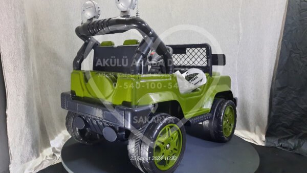 Dolu 8083 Commando Uzaktan Kumandalı 12 V Akülü Araba