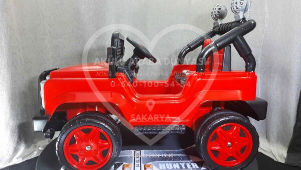 Dolu 8081 Hunter Uzaktan Kumandalı 12 V Akülü Araba