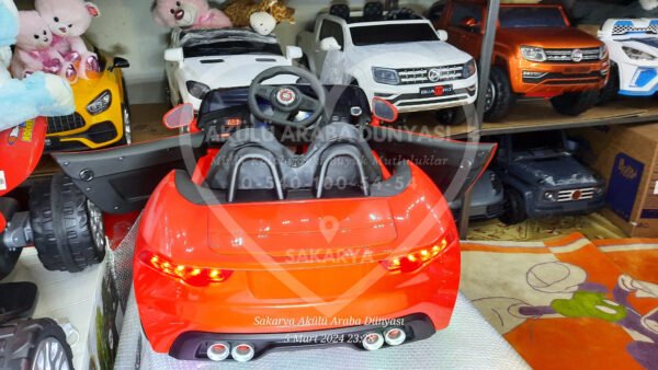 BabyHope 442 Cougar 12 Volt Akülü Araba Kırmızı