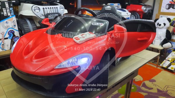 Akar Toys Velocy Primero Quantum 12 Volt Kumandalı Akülü Araba Kırmızı