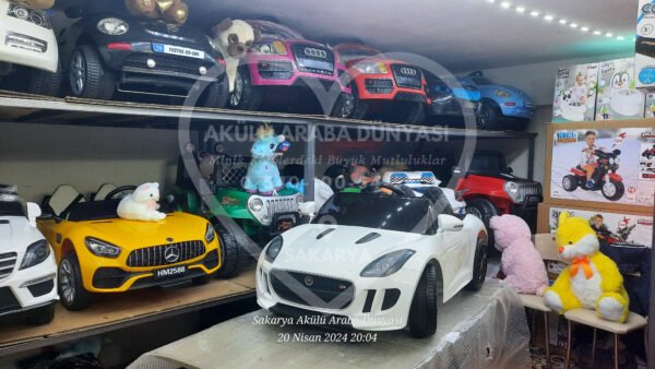 BabyHope 442 Cougar 12 Volt Akülü Araba Beyaz