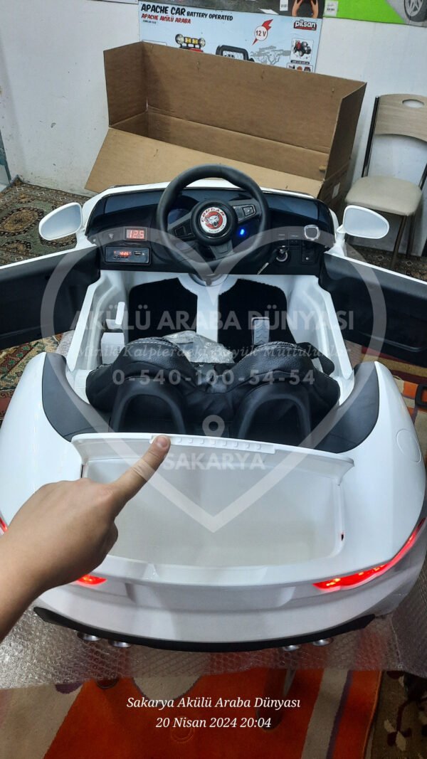 BabyHope 442 Cougar 12 Volt Akülü Araba Beyaz