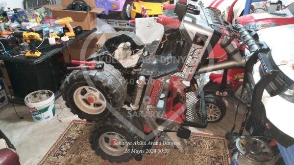 Peg Perego Gaucho Rock'in Akülü Araba Motorlu Şanzuman 12 Volt