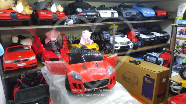 BabyHope 442 Cougar 12 Volt Akülü Araba Kırmızı
