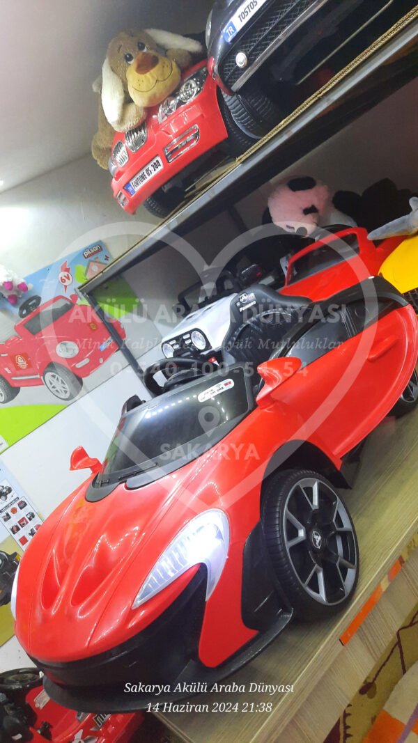 Akar Toys Velocy Primero Quantum 12 Volt Kumandalı Akülü Araba Kırmızı