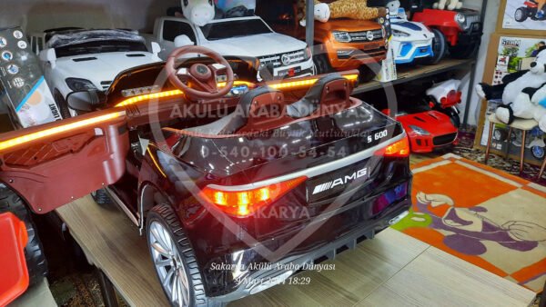S600 4x4 Eva Teker 12 Volt Akülü Araba Işıklı Kapı