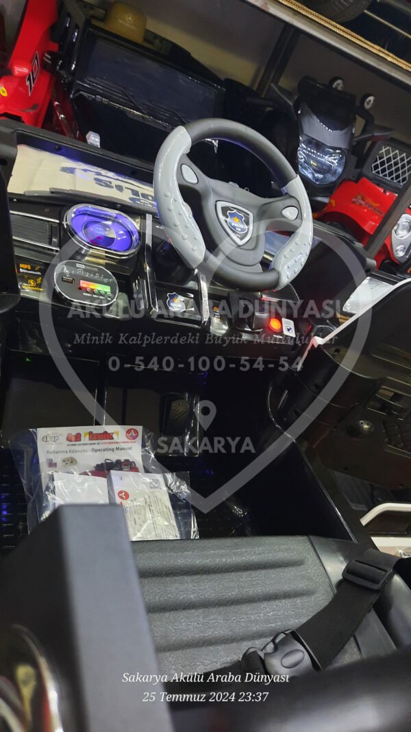 4×2 İznik 12 Volt Çift Kişilik Polis Akülü Araba (96-445) - Görsel 10