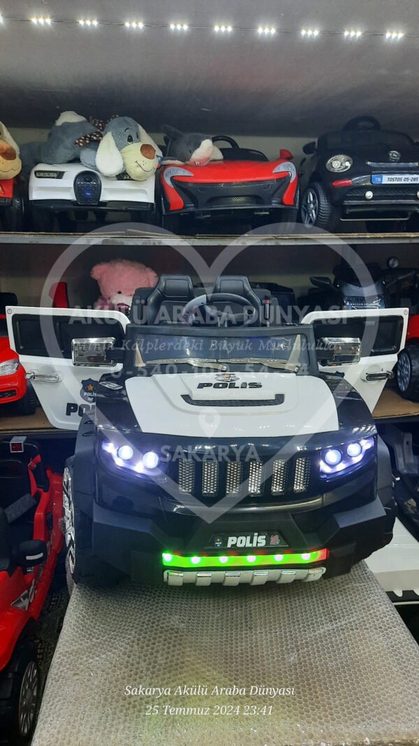 4×2 İznik 12 Volt Çift Kişilik Polis Akülü Araba (96-445) - Görsel 2