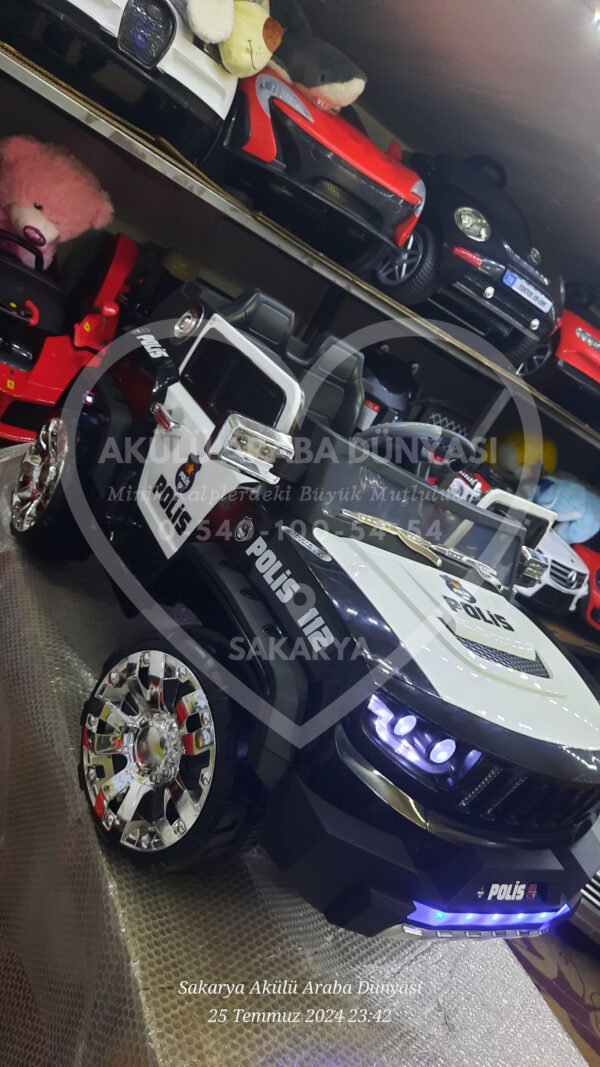 4×2 İznik 12 Volt Çift Kişilik Polis Akülü Araba (96-445) - Görsel 4