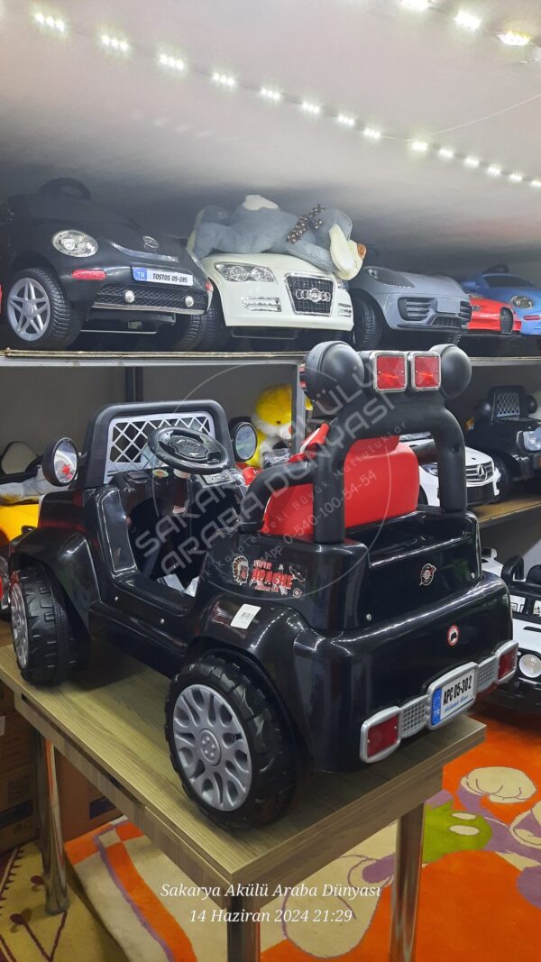 Pilsan 05-203 Apache 12 Volt Akülü Araba Kumandalı