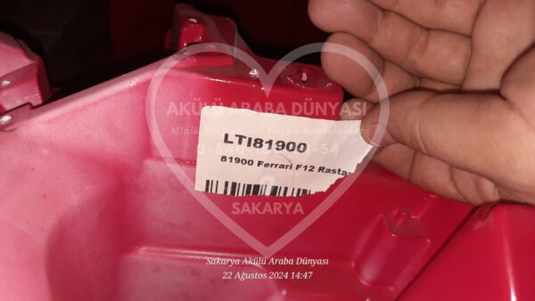 Ferrari Rastar Akülü Araba F12 Kapı ve Gaz Pedalı