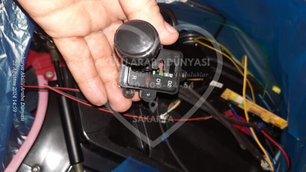 Ferrari Rastar Akülü Araba F12 Kapı ve Gaz Pedalı