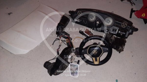 Mercedes GLA Akülü Araba Yedek Parçaları