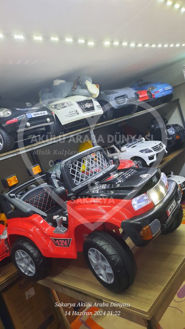 Pilsan Samy Range 12 Volt Akülü Araba Kırmızı Siyah