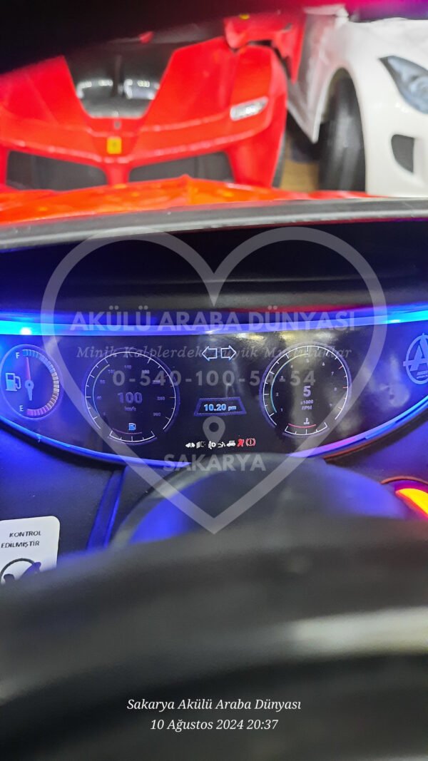 Akar Toys Bravo Kumandalı 4X2 12 Volt Kırmızı Akülü Araba (95-363)