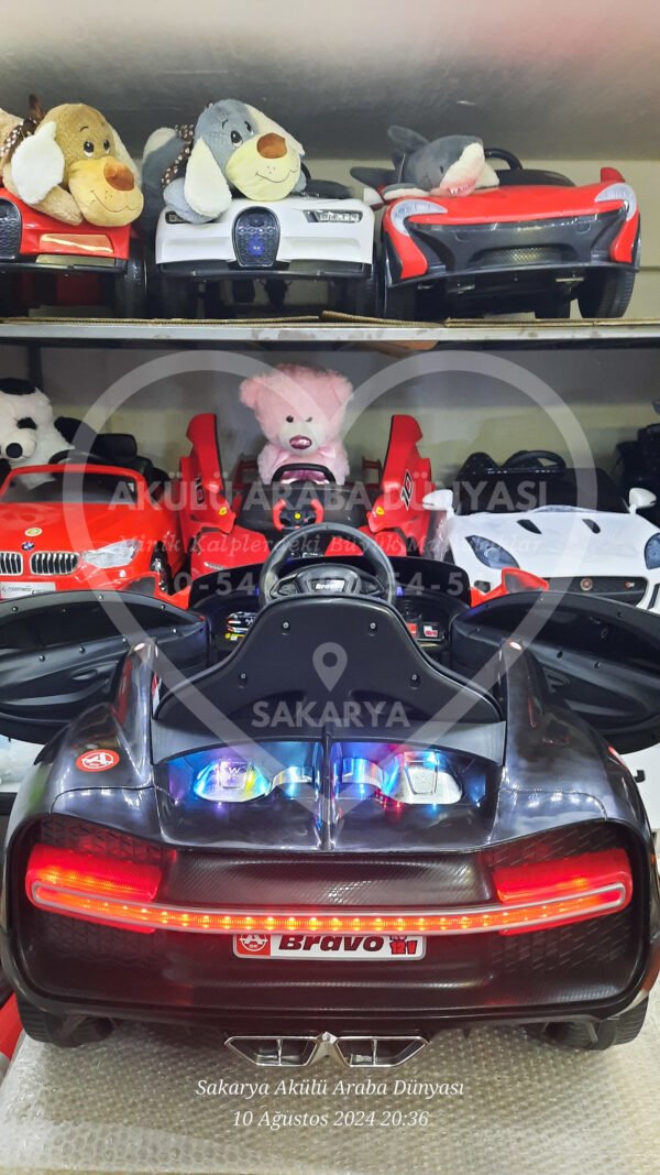 Akar Toys Bravo Kumandalı 4X2 12 Volt Kırmızı Akülü Araba (95-363)
