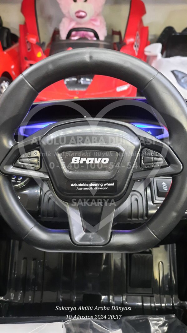 Akar Toys Bravo Kumandalı 4X2 12 Volt Kırmızı Akülü Araba (95-363)