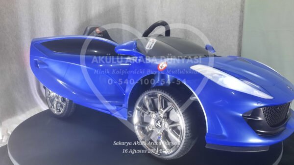 Akar Toys Favori Kumandalı 4X2 12 Volt Lacivert Akülü Araba (95-608)