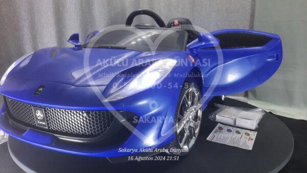 Akar Toys Favori Kumandalı 4X2 12 Volt Lacivert Akülü Araba (95-608)