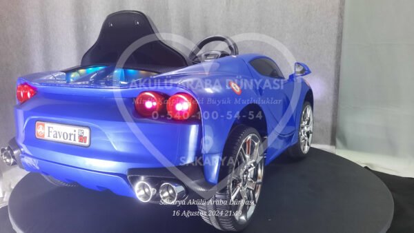 Akar Toys Favori Kumandalı 4X2 12 Volt Lacivert Akülü Araba (95-608)